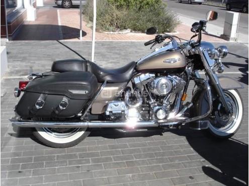 HARLEY DAVIDSON Touring Road King Classic