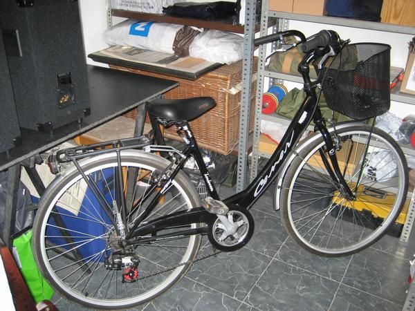 Particular vende bici de paseo 5 marchas conor