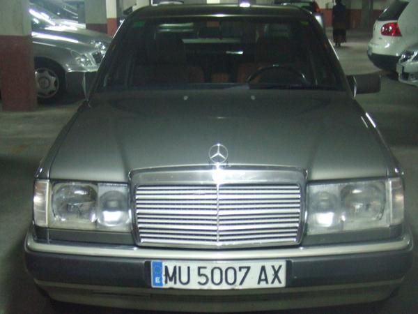 VENDO COCHE MERCEDES BENZ 300D