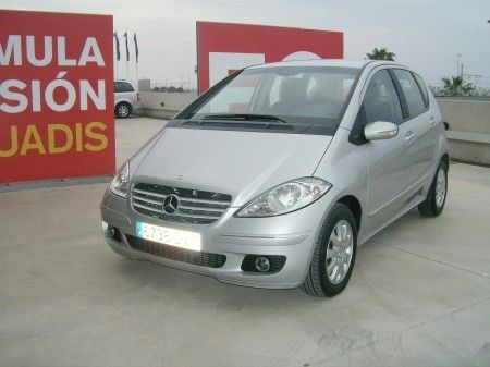 MERCEDES CLASE A 180 CDI ELEGANCE 109CV 5P - Barcelona