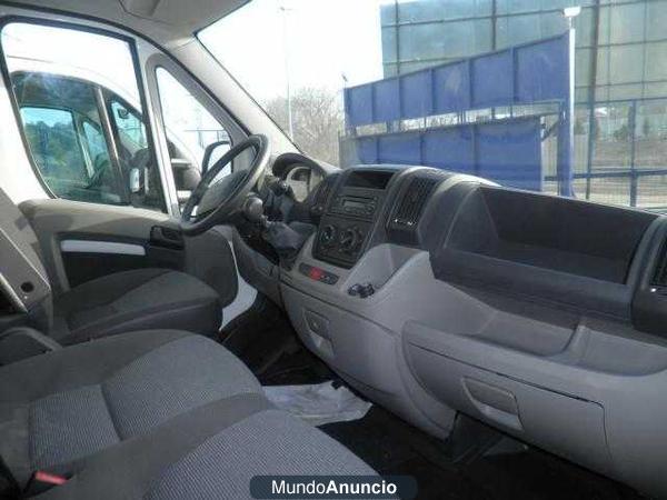 Peugeot Boxer 2.2HDI Fg.330 L1H1 120 -600 ?