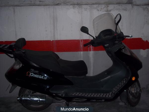 se vende moto de 125