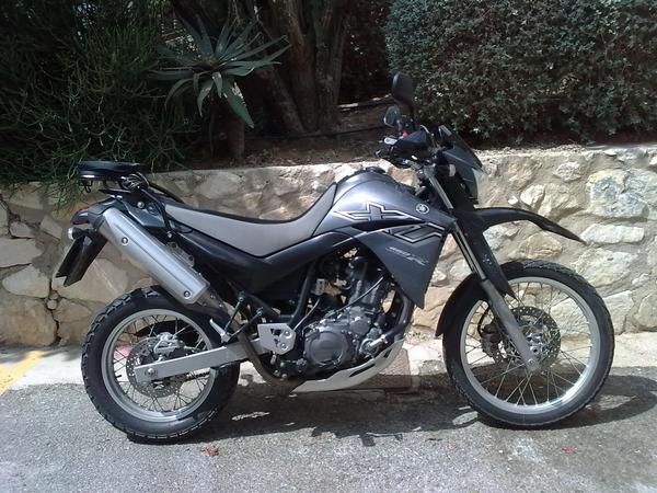 MOTO YAMAHA XT 660 R