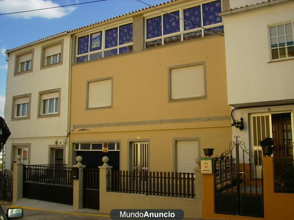 VENDO  CASA