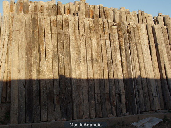 Madera de traviesas de roble de 2.5 m. de longitud