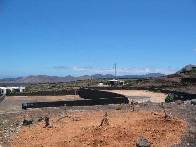 Tres Parcelas Urbanas en Las Breñas Yaiza Lanzarote