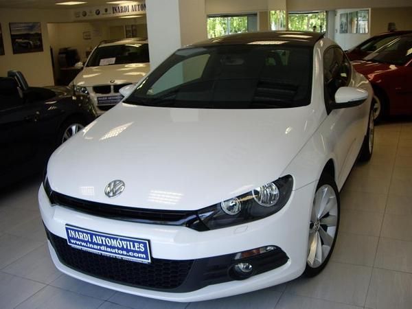 Volkswagen  Scirocco 2.0 TSI  DSG TECHO GPS DCC CUERO LLANTA 18!!