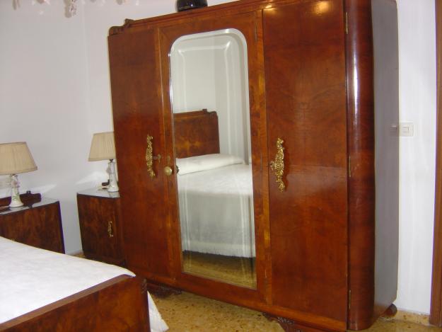 Dormitorio años 40 estilo modernista en raiz