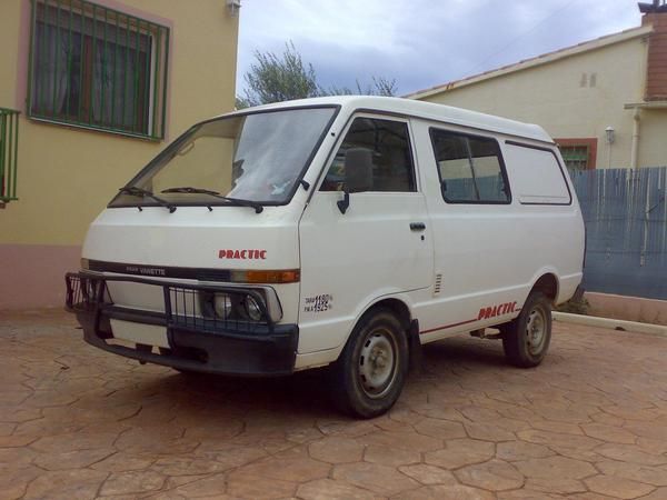 nissan vanette