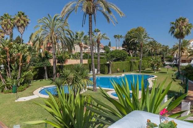 Apartamento en venta en Nueva Andalucia, Málaga (Costa del Sol)