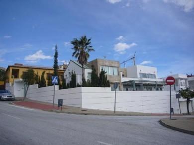 Chalet con 6 dormitorios se vende en Benalmadena Costa, Costa del Sol