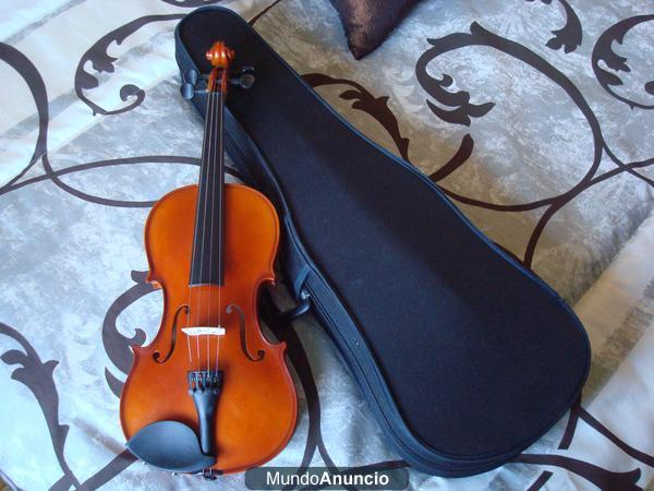 Se vende Violín seminuevo