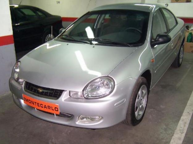 Chrysler Neon 2.0 LE 133CV '02 en venta en Madrid