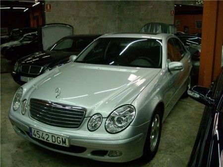 MERCEDES-BENZ E 270 CDI - Valencia