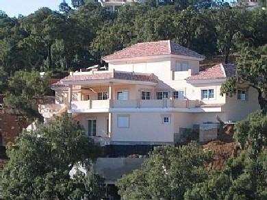 Chalet con 5 dormitorios se vende en Marbella, Costa del Sol