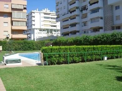 Apartamento con 4 dormitorios se vende en Fuengirola, Costa del Sol