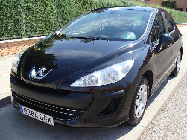 Peugeot 308 Confort 1.4 VTi 95, 7.900€