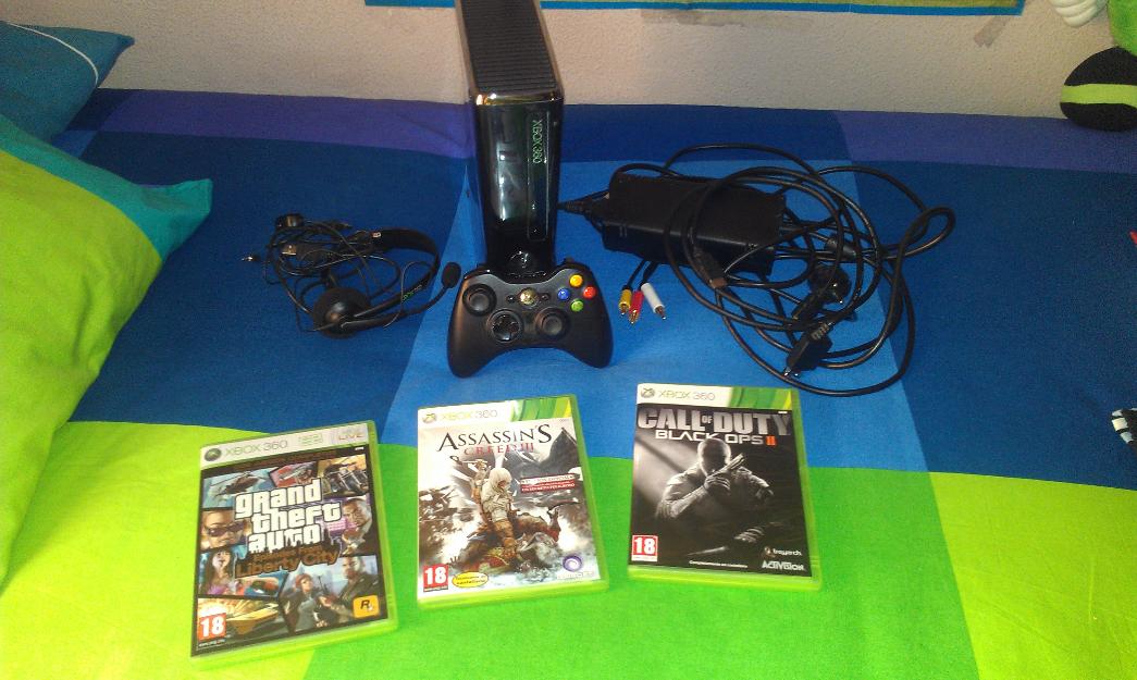 xbox 360 slim 250gb mas 4 juegos.