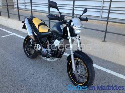 Yamaha Xt660