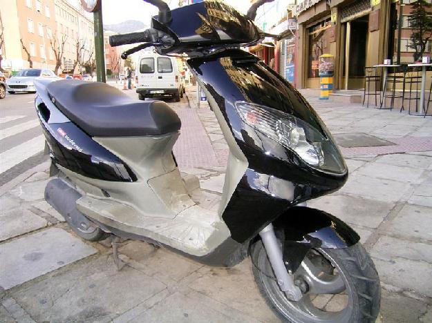 DERBI BOULEVAR 200