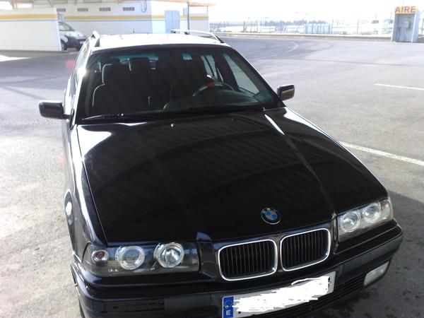 BMW Serie 3 BMW 325 tds automatico TOURING -97