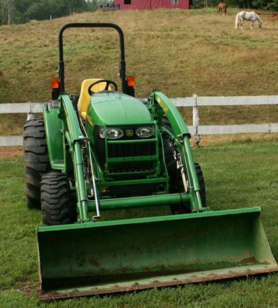 2005 John Deere 4320