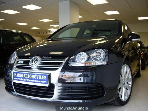 Volkswagen  Golf R32 DSG   Con GPS, CUERO, TECHO, XENON, FULL EQUIP !!