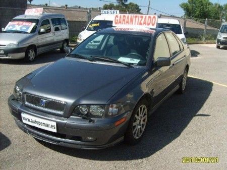 VOLVO S40  2.0T SPORT CAR - Valencia