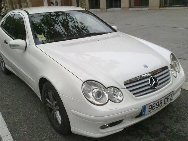 2003 mercedes-benz - clase c c 220 cdi blanco