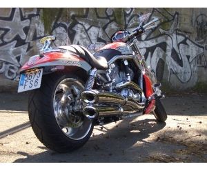 HARLEY DAVIDSON VRSCA V-ROD