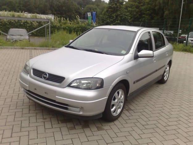 2002 Opel Astra 1.6i