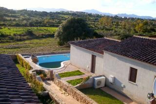 Casa : 4/6 personas - piscina - budoni  olbia tempio (provincia de)  cerdena  italia