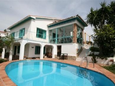 Chalet con 3 dormitorios se vende en Mijas Costa, Costa del Sol