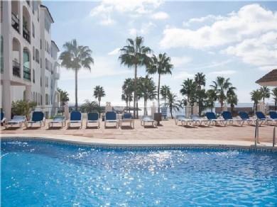 Apartamento con 2 dormitorios se vende en Manilva, Costa del Sol