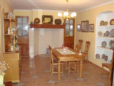 3b  , 1ba   in Ayora,  Valencia And Costa del Azahar   - 125000  EUR