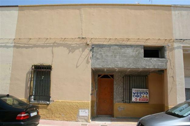 Casa adosada en Guardamar del Segura