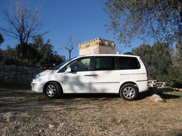 Vendo licencia de Taxi coche incluido