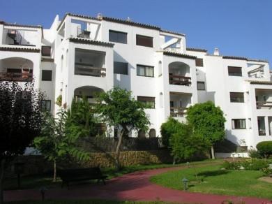 Apartamento con 2 dormitorios se vende en Manilva, Costa del Sol