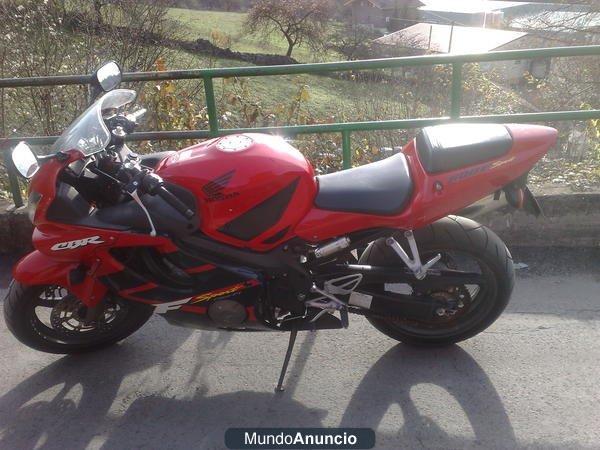 Honda CBR 600 F Sport en prefecto estado