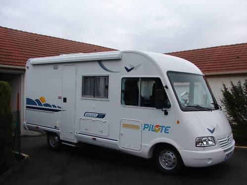 Camping car PILOTE intégral GALAXY 40 monté sur Citroën 2,8 l JTD, 9CV.