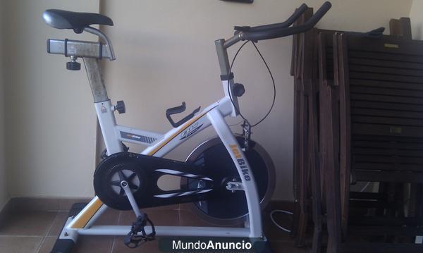 bicicleta de spinning bh fitness jet bike 150 euros