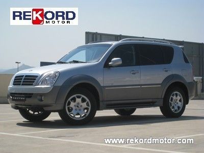 SSANGYONG REXTON 270XVT AUTO LIMITED PIEL-TECHO-186CV KM0-PARKTRONIC-LLANTA18 - Barcelona