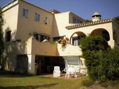 Chalet con 3 dormitorios se vende en Mijas Costa, Costa del Sol