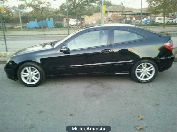 Mercedes-Benz C 180  K Sportcoupe libro, naci