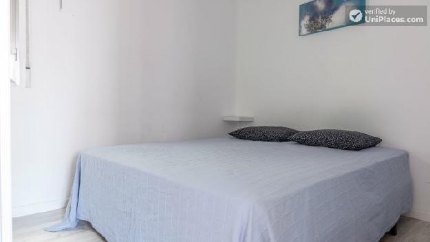 Smart 2-bedroom apartment in fancy Salamanca