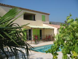 Villa : 6/6 personas - piscina - vistas a mar - bormes les mimosas  var  provenza-alpes-costa azul  francia