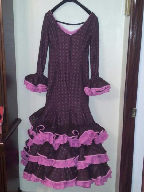 Vendo trajes de flamenca