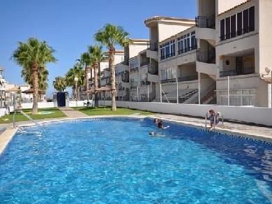 Apartamento con 2 dormitorios se vende en Punta Prima, Costa Blanca