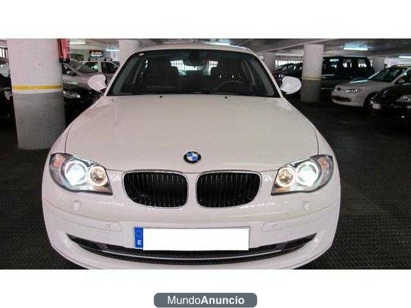 BMW 116 d [596076] Oferta completa en: http://www.procarnet.es/coche/barcelona/barcelona/bmw/116-d-diesel-596076.aspx...