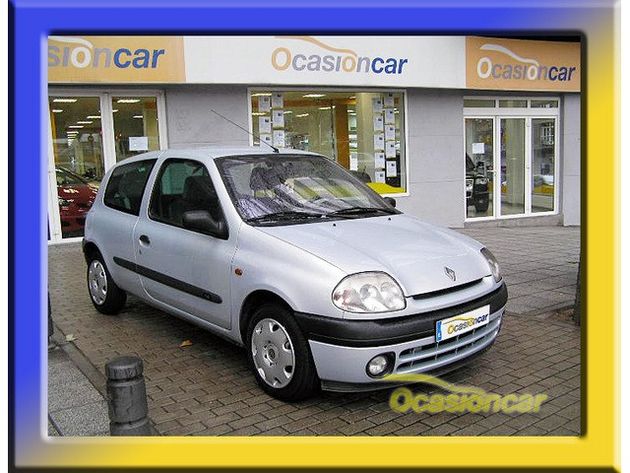 RENAULT CLIO  1.4 RT